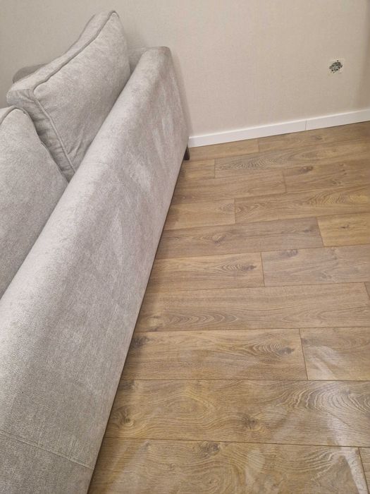 Sofá 2.64m por 87cm