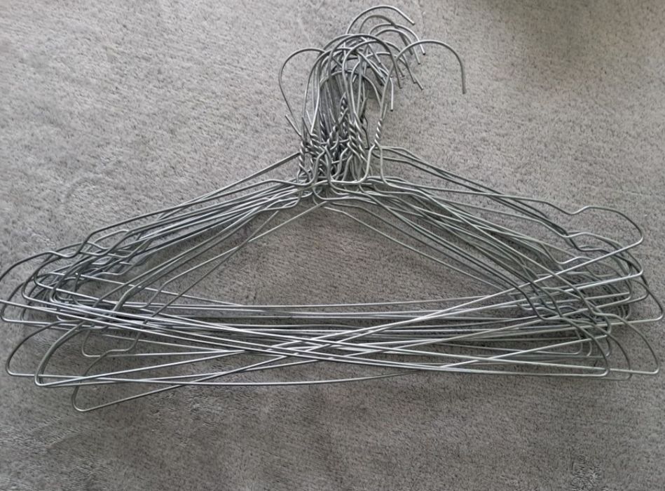Wieszak metalowy 30 szt