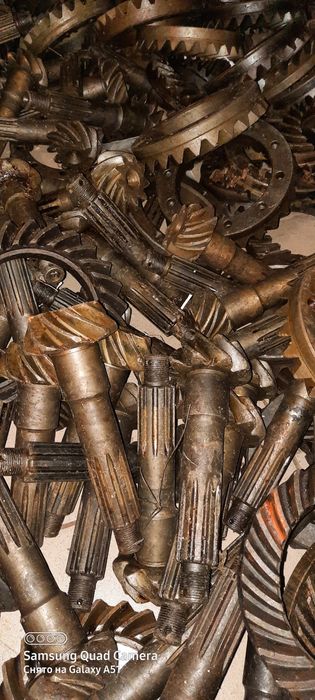 Продам головни пари военного моста уаз 9,25 нові ссср