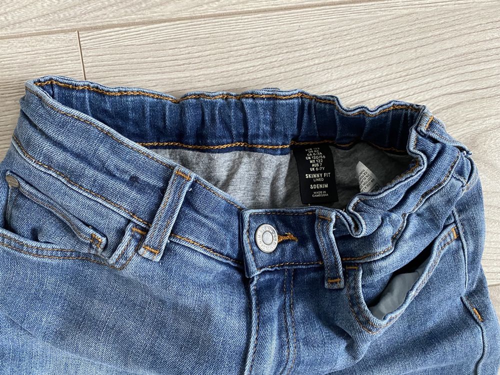 H&M jeansy ocieplane r. 122