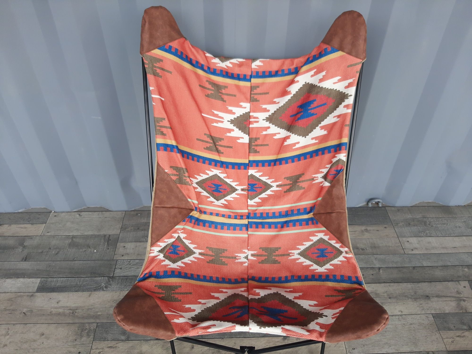 Aztecki fotel dla leniuchów na metalowej ramie