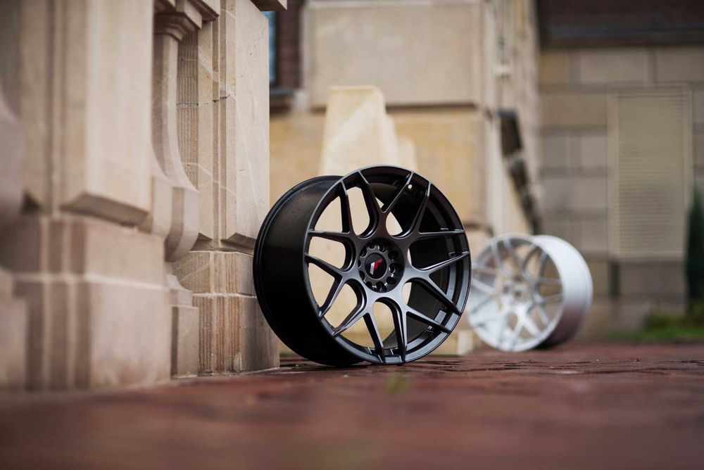 Felgi JR18 Challenger / charger / 300c / 300s AWD 4x4 Czarne Szare 20"