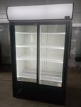 Об'ємна! Холодильна шафа вітрина UBC Exra Large Black. Гарний стан!