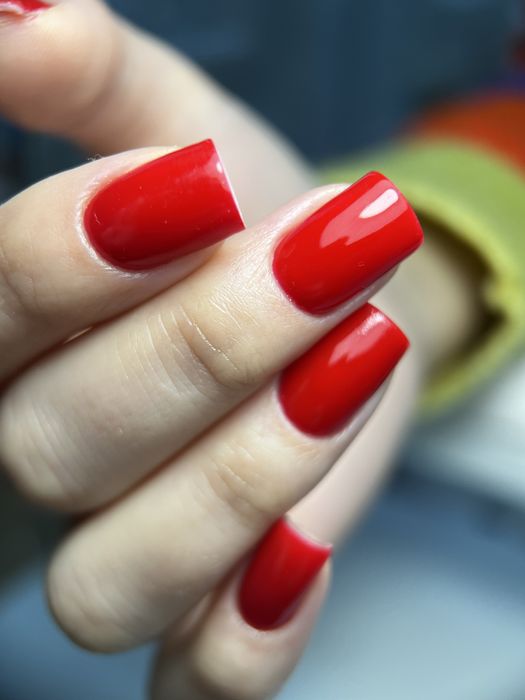Потрібна модель на манікюр Луцьк