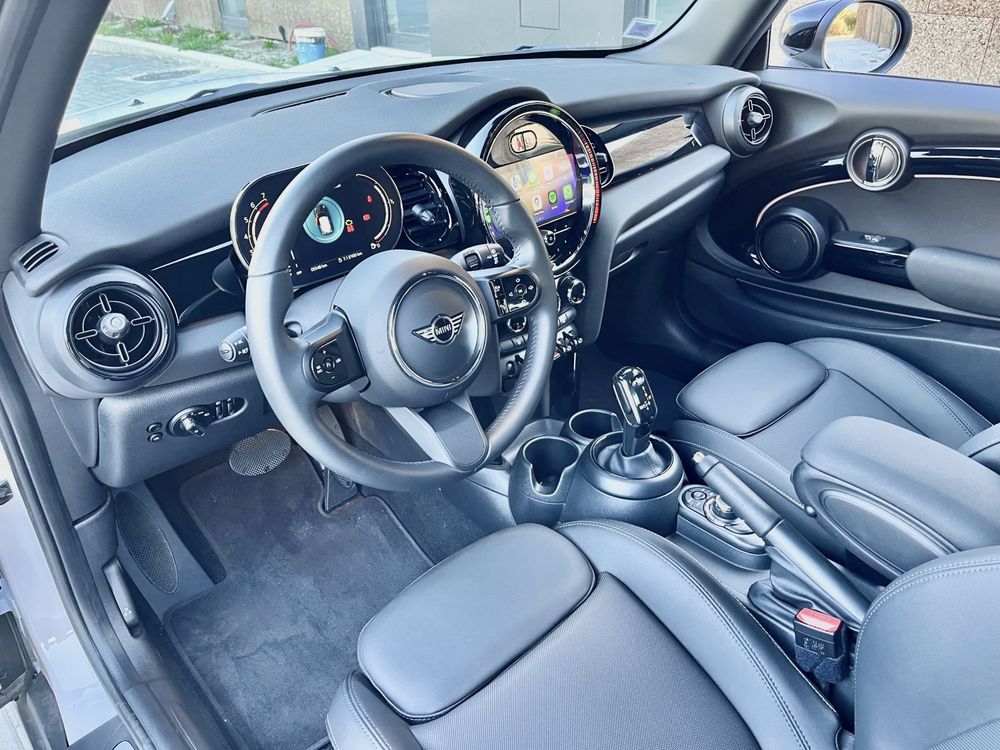Mini Cooper - 2023 - AUTO. Como novo!