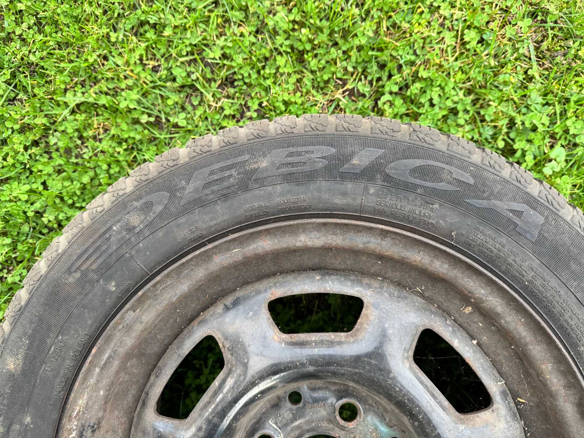 Sprzedam kpl opon zimowych 185/60R14 na felgach stalowych 4x100