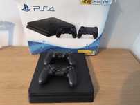 Konsola PS 4 + 2 pady+ 3 gry