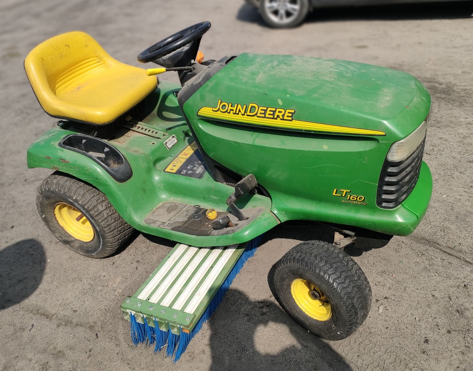 Traktorek kosiarka John Deere lt zamiatarka zamularka kostki 145mm