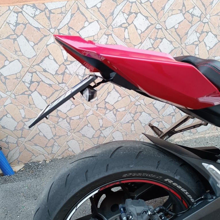 Suporte Matrícula HONDA CB650R / CBR650R