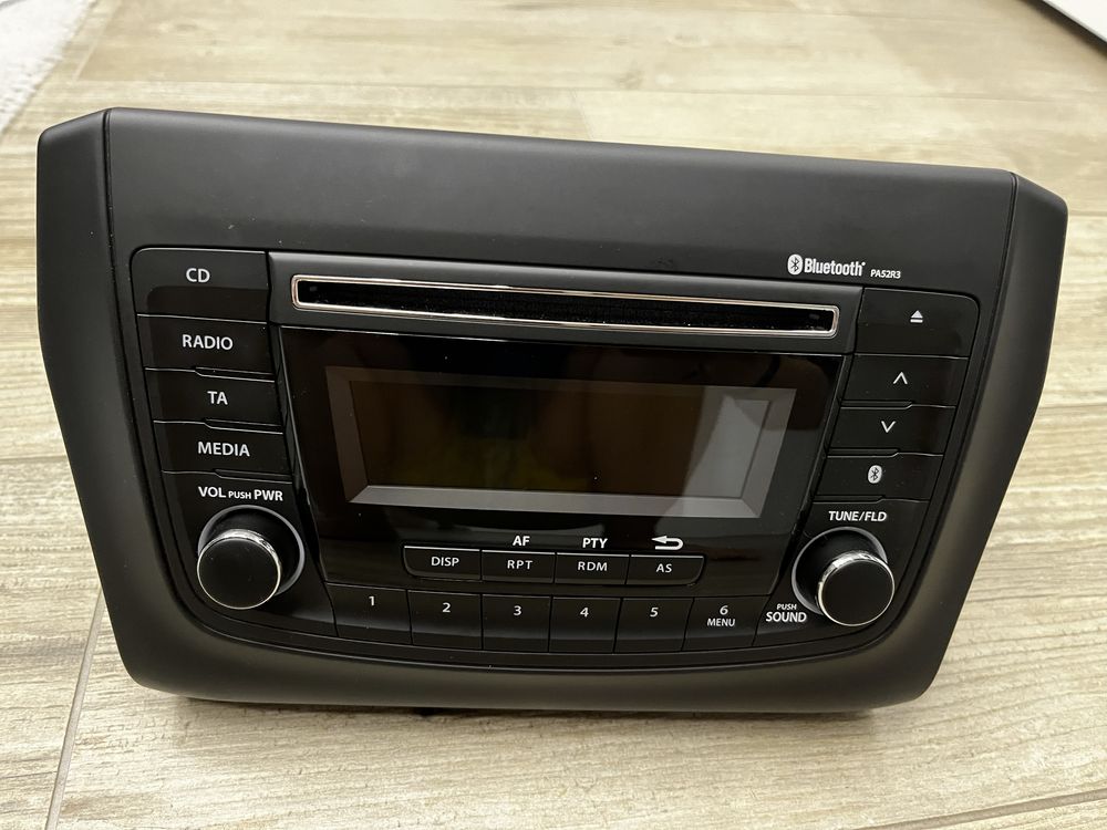 Radio  suzuki swift 5 generacja- oryginał