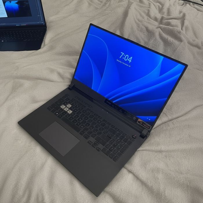 Asus G713QM (RTX 3060 \ 5800H \ 32GB 3200)