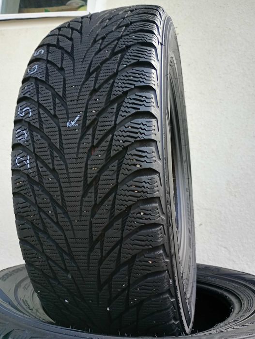 205/65 r15  -1шт- Nokian   РОЗПАРОВКА   шини  резина зима 205 65 15