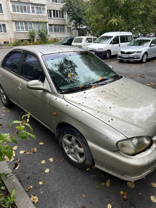 Kia sephia /suma