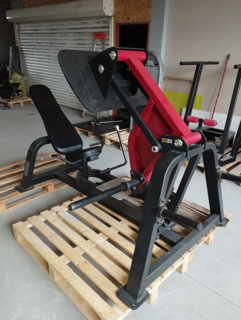 Suwnica na nogi leg press Impulse Sterling