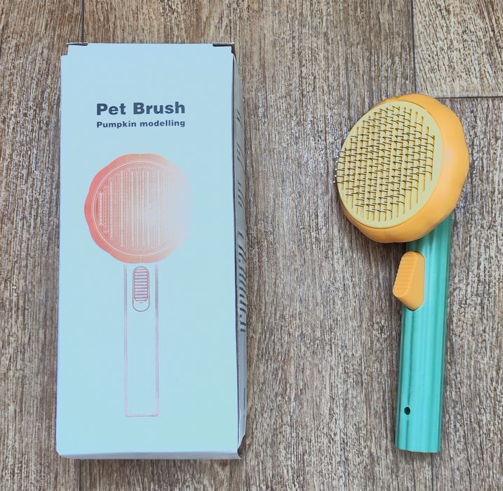 Щетка для вычесывания шерсти у животных Pet Brush