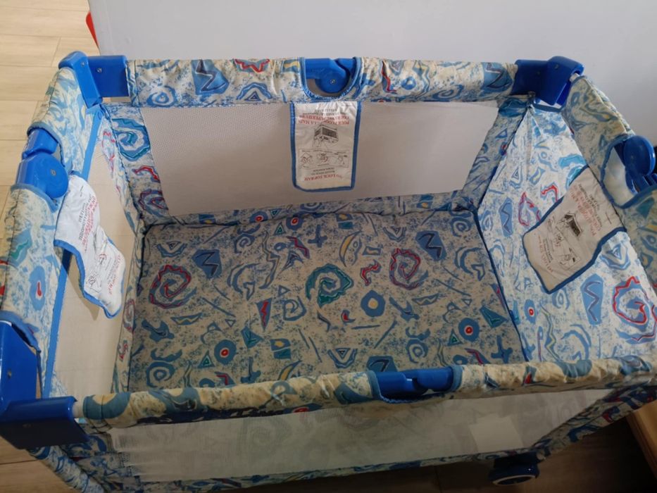 Łóżeczko turystyczne