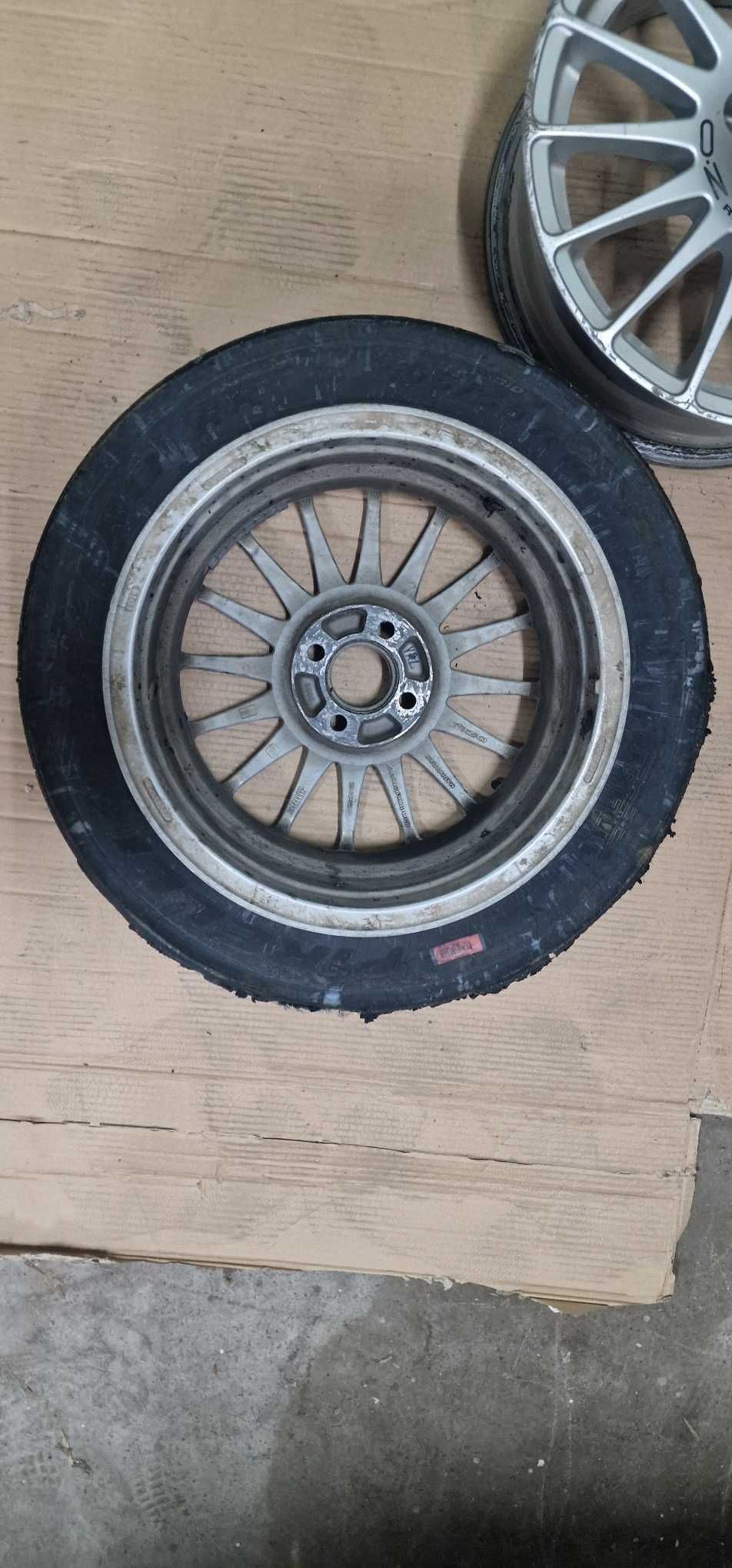 Felgi OZ Racing SUPERTURISMO 16” – srebrne, 4x100 – z oponami (zużyte)