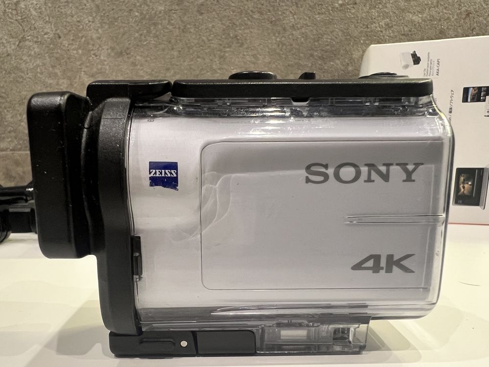 Екшн камера 4K Sony FDR-X3000R