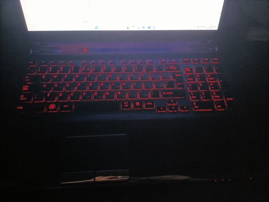 Laptop Toshiba QOSMIO X770