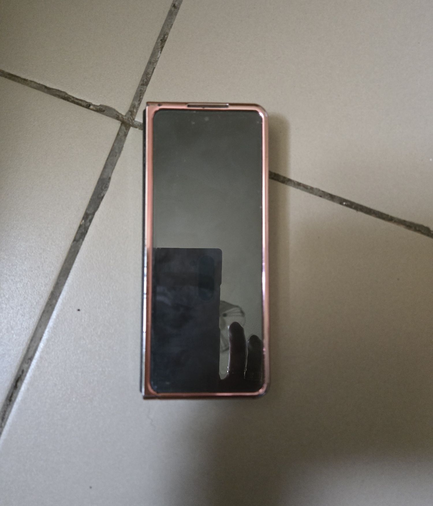 Продам Z fold 4 самсунг андройд