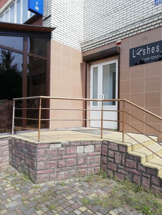 Оренда комерційного приміщення для салону, магазину, офісу