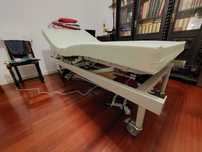 Cama articulada com colchão anti-escaras