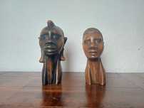 Figurki z drewna hebanowego