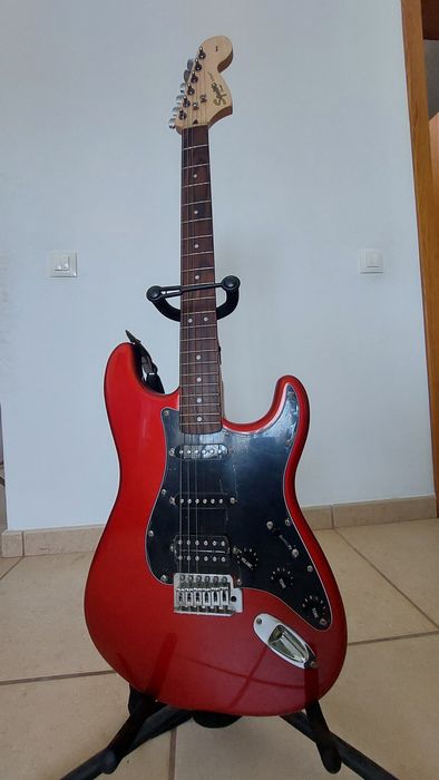 Guitarra Fender Squier Strat