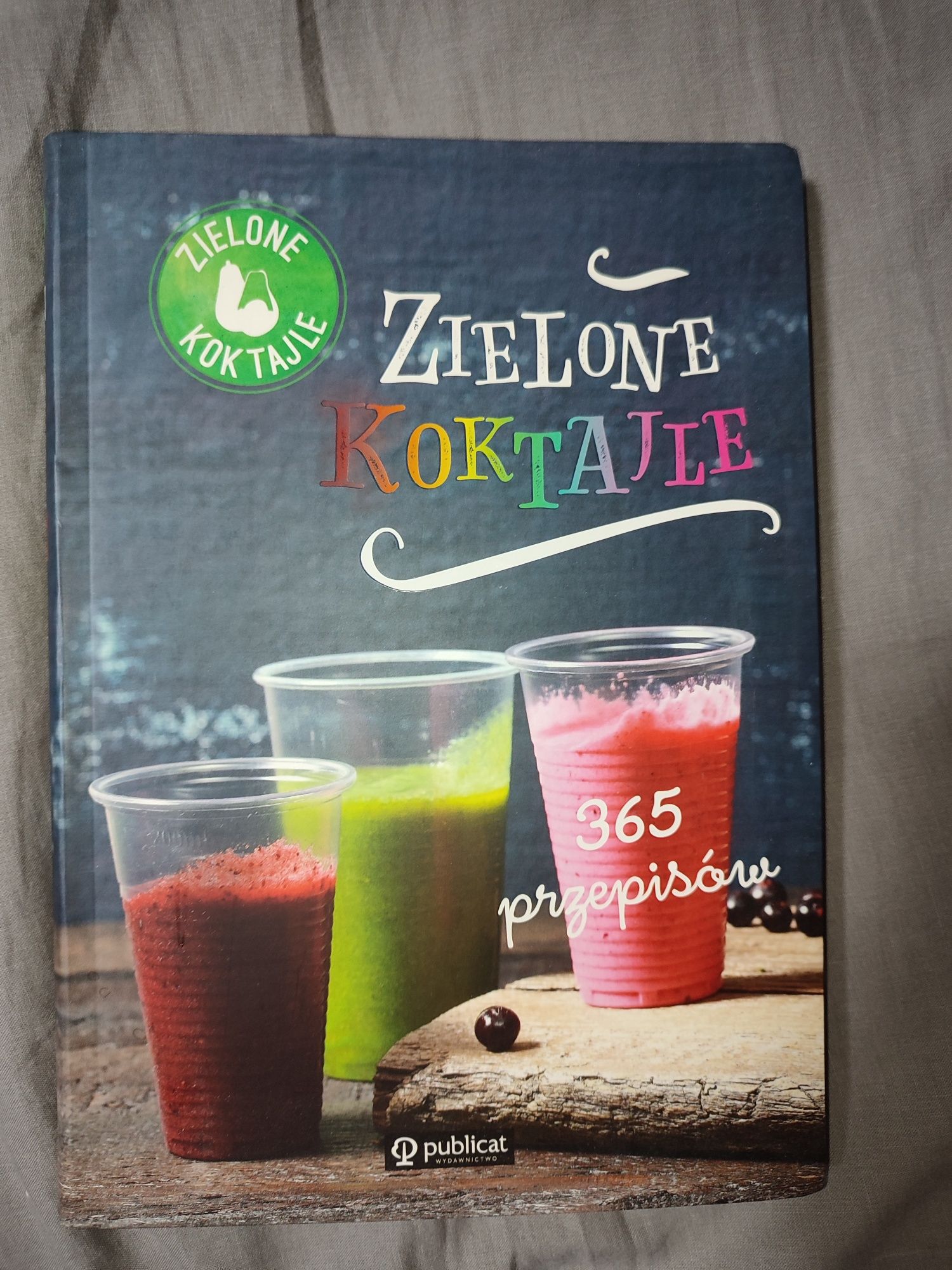 Zielone koktajle 365 przepisów