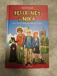 Sprzedam książkę Felix, Net i Nika oraz gang niewidzialnych ludzi