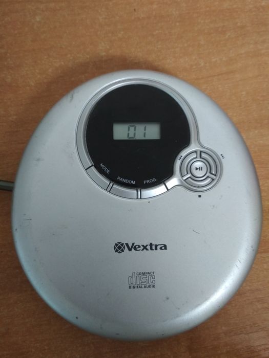 CD плеер Vextra.не рабочий.
