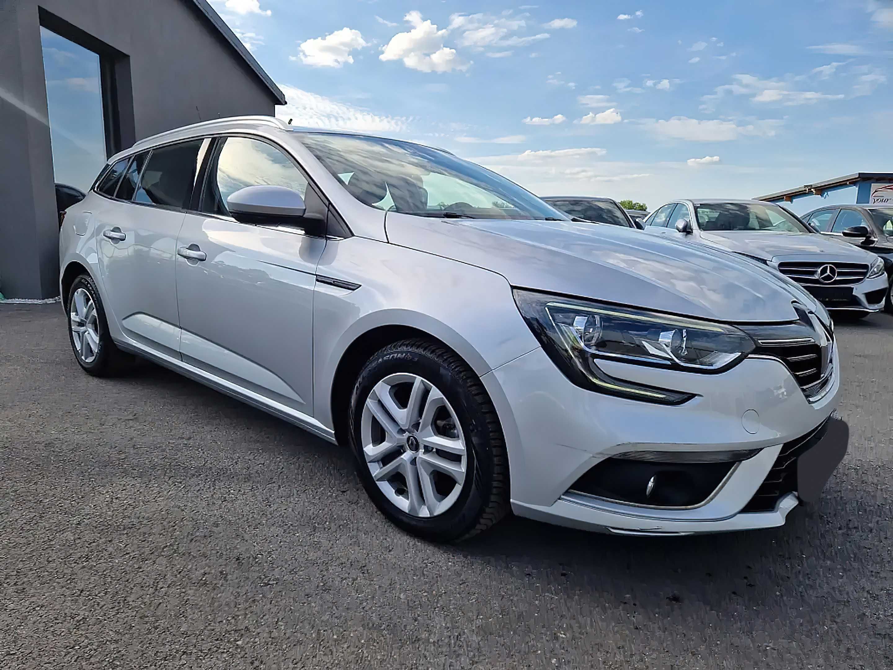 Renault  Megane 2020