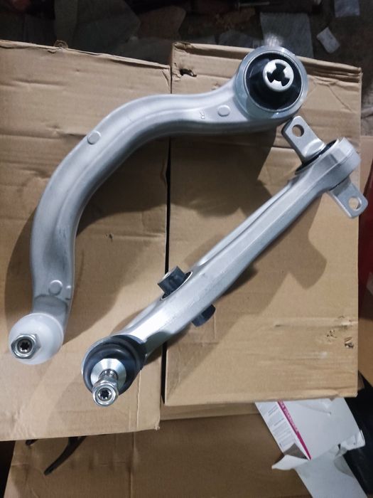 Ричаг ричаги передні Тесла Tesla 3 Yнові аналог