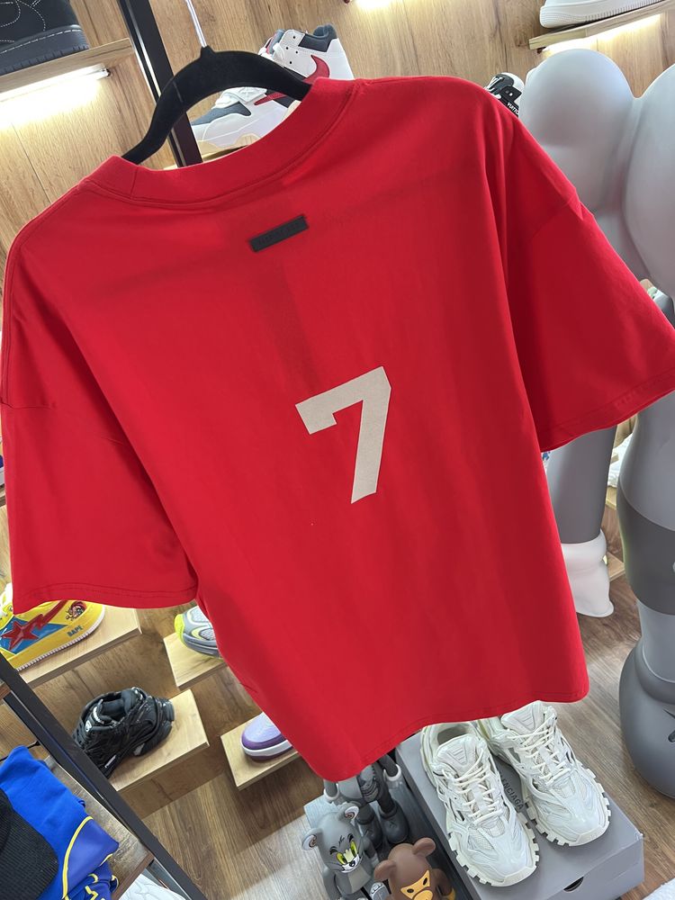Футболка Fear Of God Essentials 7 Logo Tee
