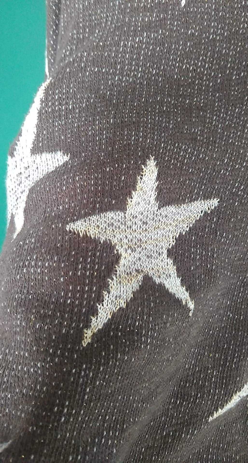 Nowy z metką Sweterek w gwiazdki