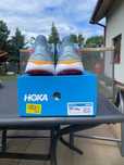 Sprzedam buty męskie do biegania Hoka M Arahi  6