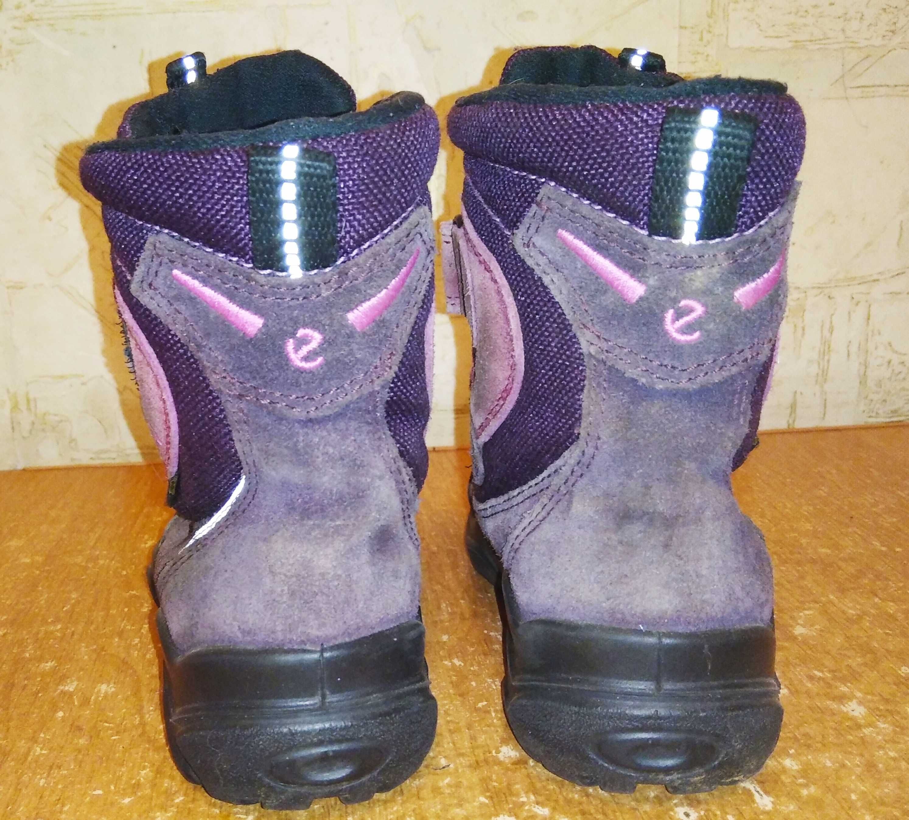 Зимові  сапожки черевики для дівчинки ecco 28-й розмір