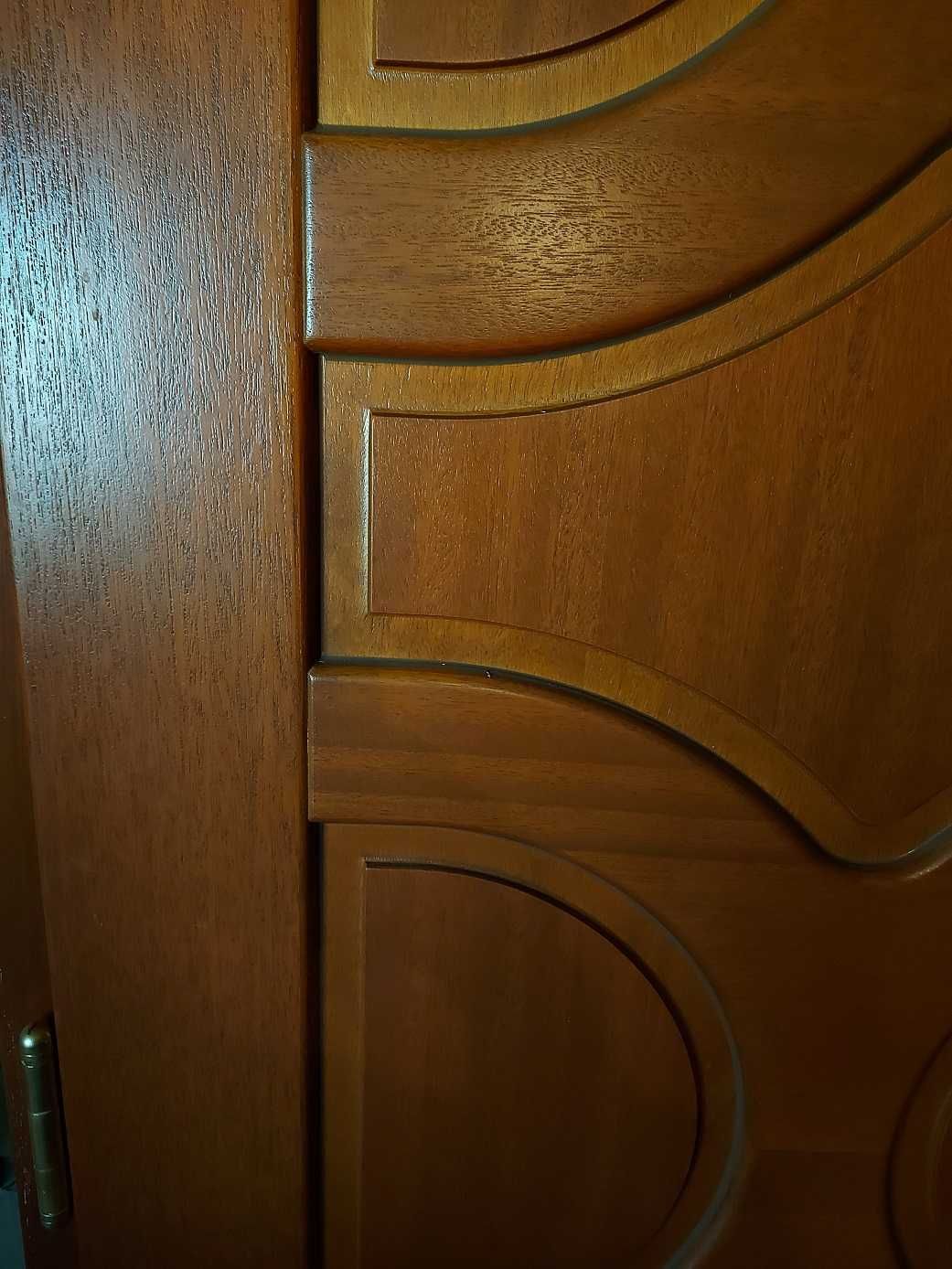 Drzwi zewnętrzne do domu firmy URZĘDOWSKI, drewno egzotyczne meranti