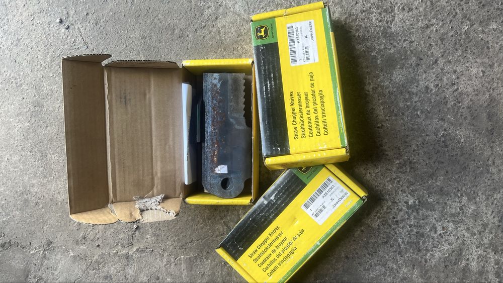 Продам комплект ножів подрібнювача 8шт КХЕ10363 John Deere