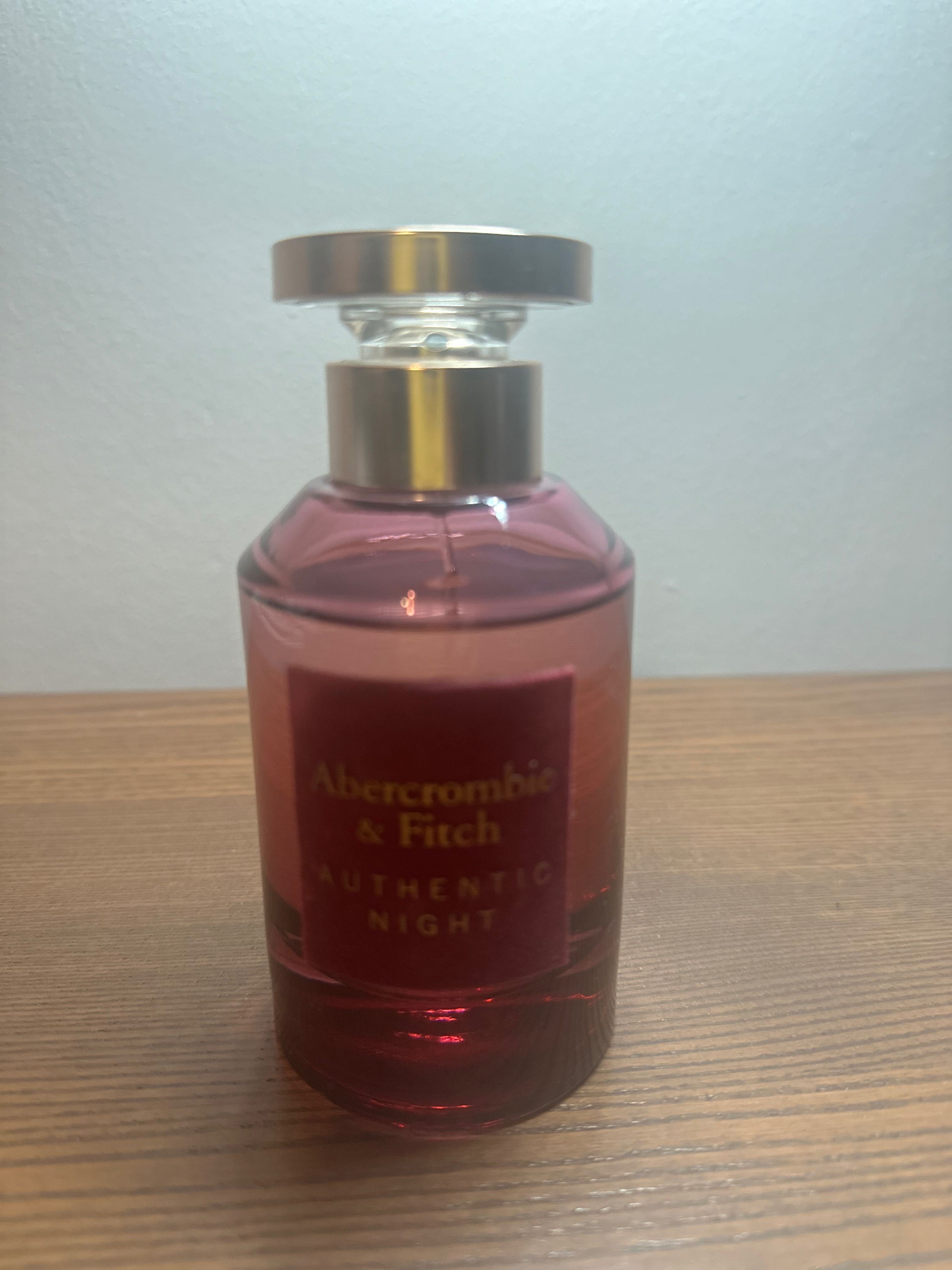 Abercrombie & Fitch Authentic Night Woman woda perfumowana 100 ml