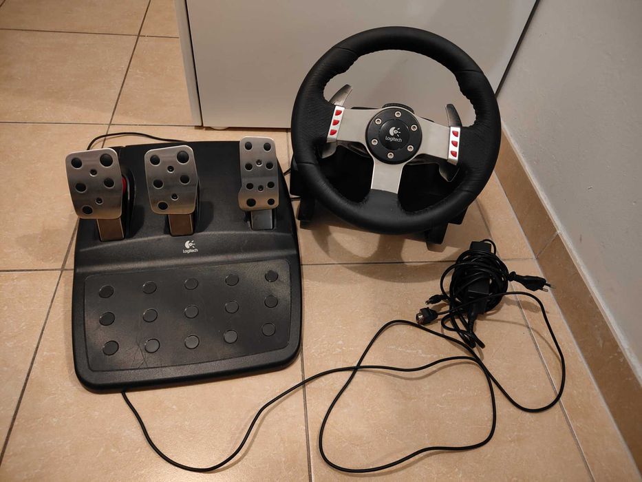 Kierownica Logitech G27 + pedały