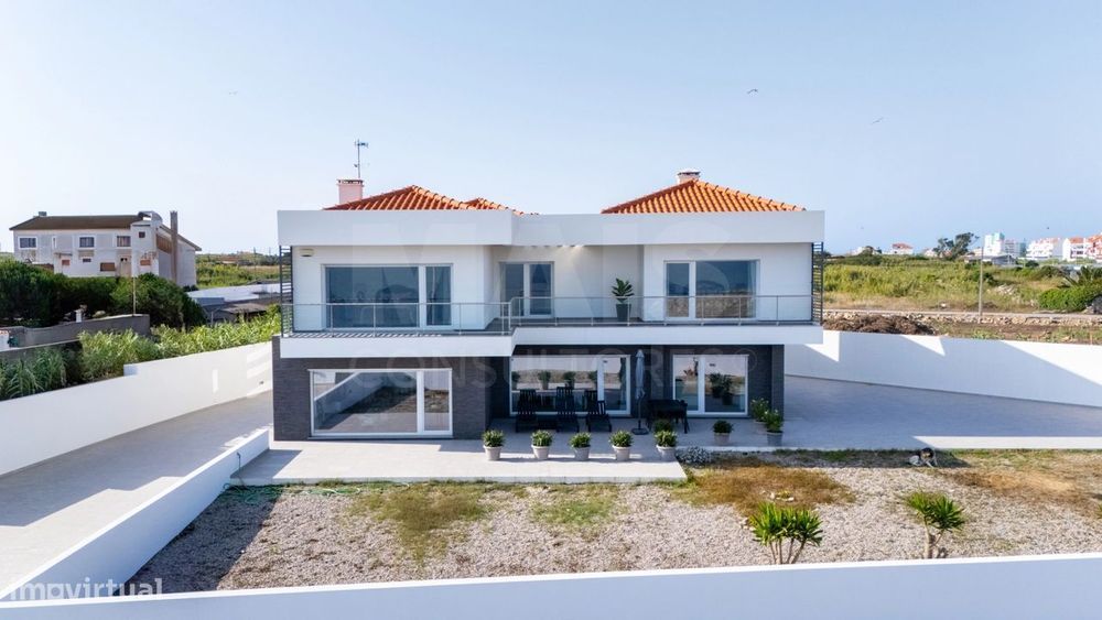 Moradia T5 soberba vista mar em Peniche