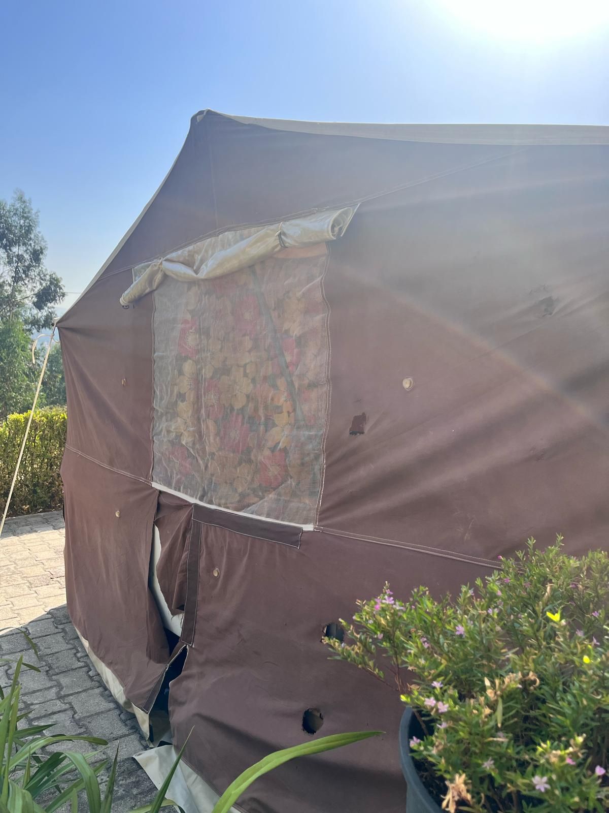 Vendo atrelado tenda