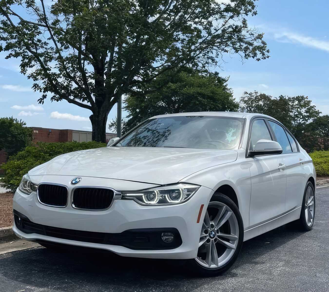 2018 BMW 3 Series 320i