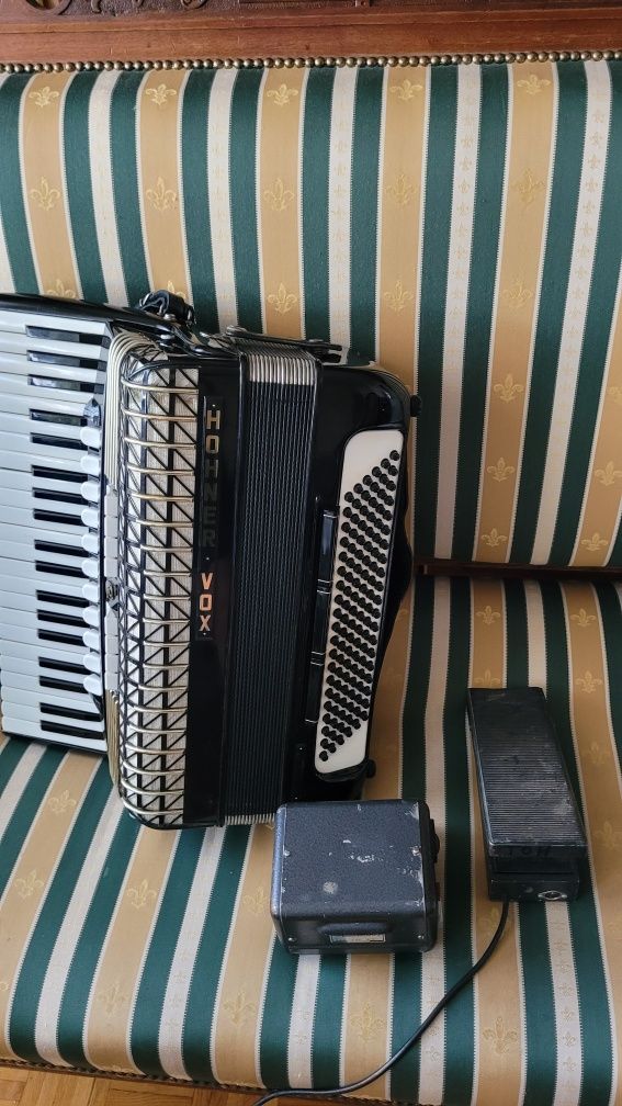 Akordeon Hohner Vox Atlantick IV N De Luxe