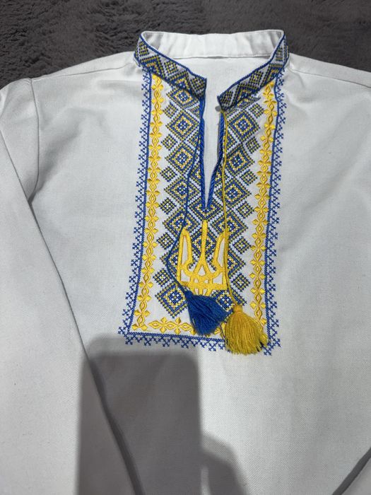 Вишиванка на хлопчика 10-11 років.