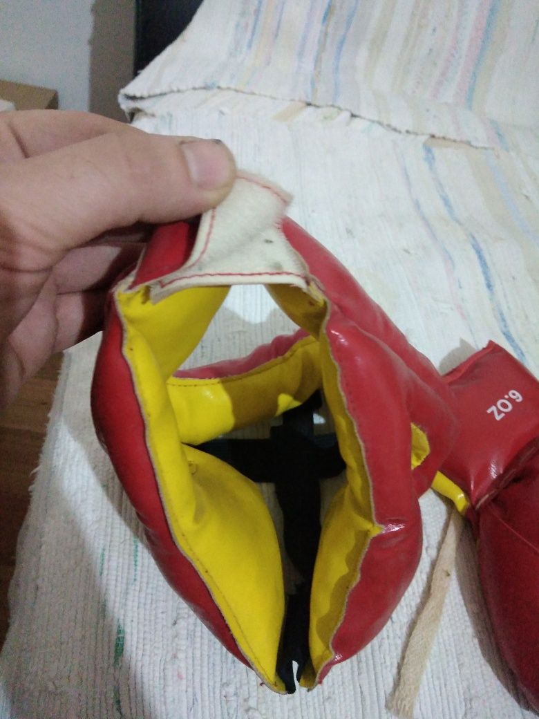 Luvas de boxe para criança e proteção de cabeça