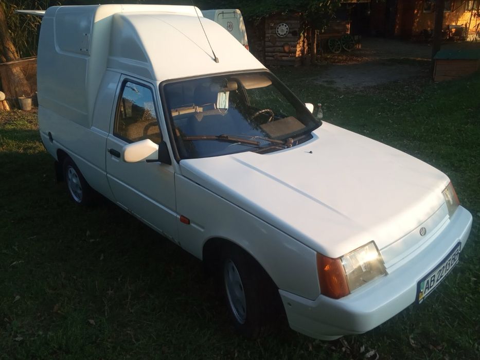 Таврія пікап 2004