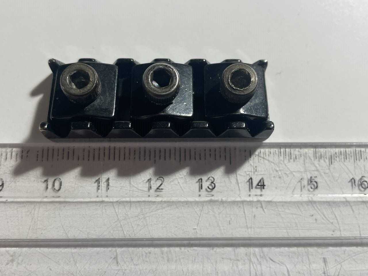 Floyd Rose верхній поріжок, топлок електрогітари порожек