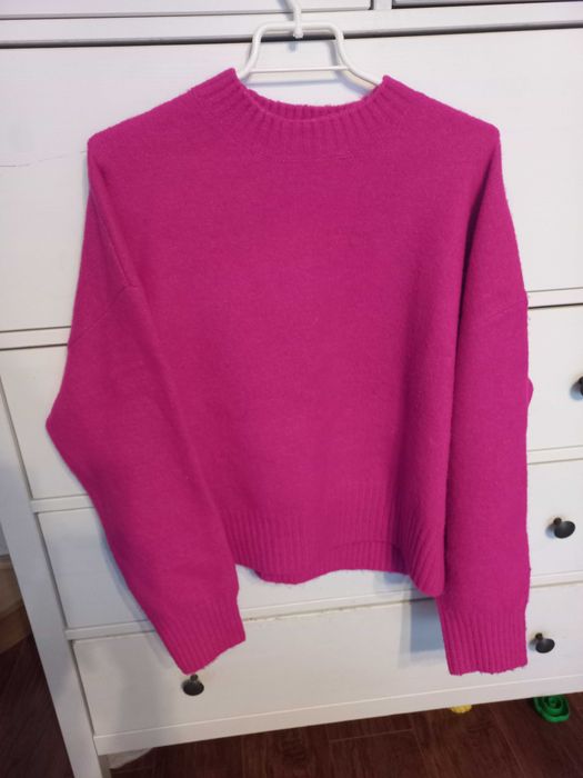 Sweter zara s fuksja